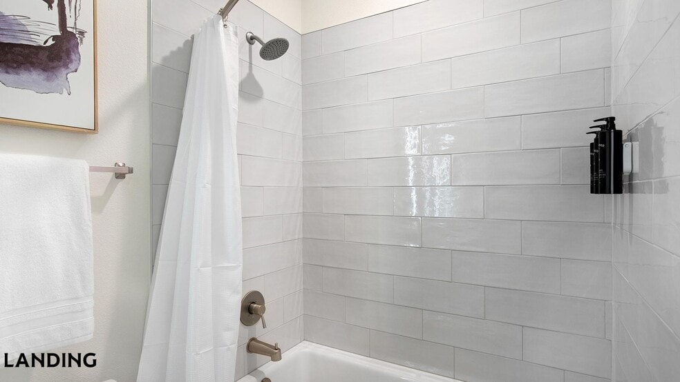 Building Photo - 6426 Crystal Run