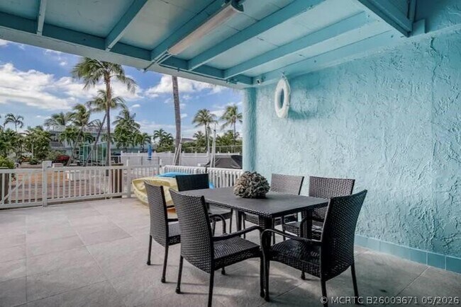 Building Photo - 164 Ocean Bay Dr