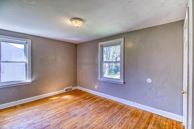 Building Photo - 16134 Pierson St
