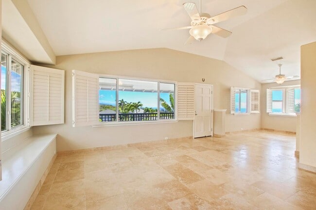 Building Photo - Gated community unfurnished home with spa & ocean views