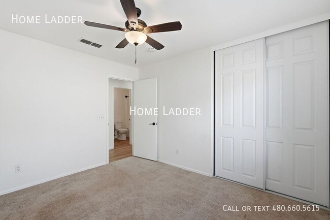 Building Photo - 16030 W Woodlands Ave