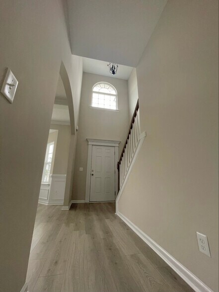 Building Photo - 137 Turpentine Trl