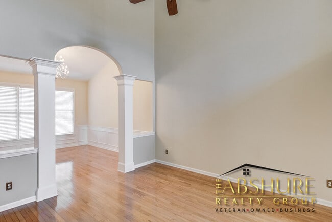 Building Photo - 9028 Stoney Run Dr