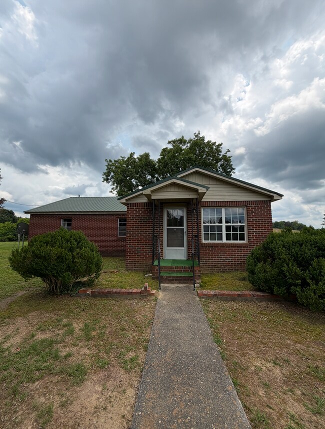 Building Photo - 1380 County Rd 15