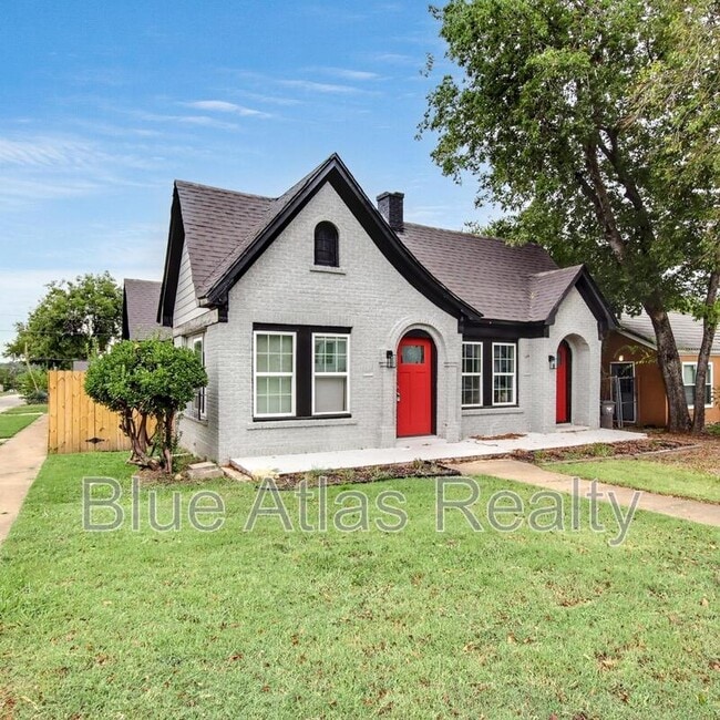 Building Photo - 2934 Purington Ave