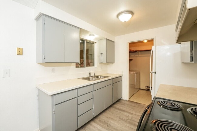 Building Photo - 6825 180th St SE