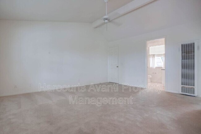 Building Photo - 1844 Dora Dr