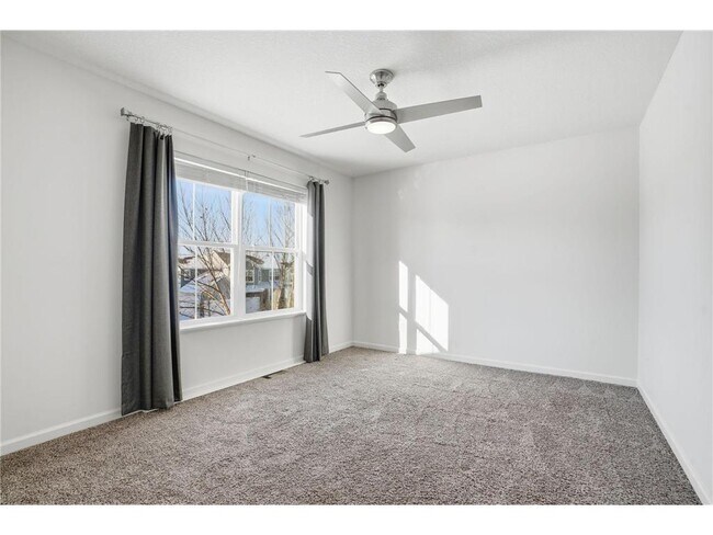 Building Photo - 5610 Xene Ln N