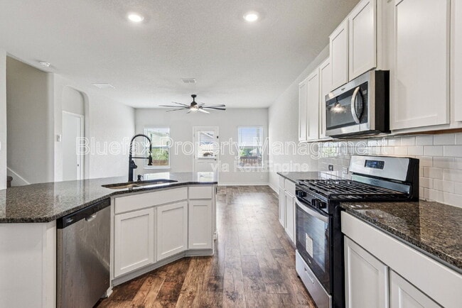 Building Photo - 4712 Paluxy Trl