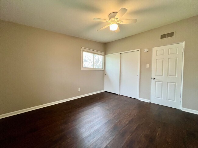 Building Photo - Charming 3-bedroom, 1-bath home located in Florissant