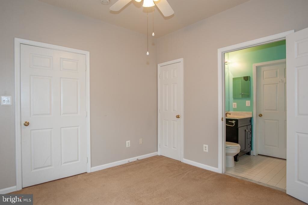 Building Photo - 6529 Grange Ln
