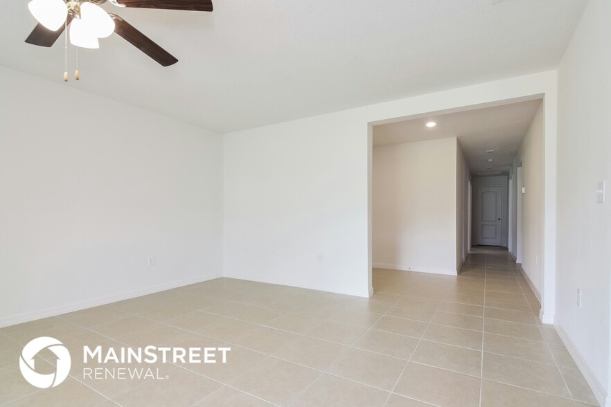 Building Photo - 8512 Silverbell Loop