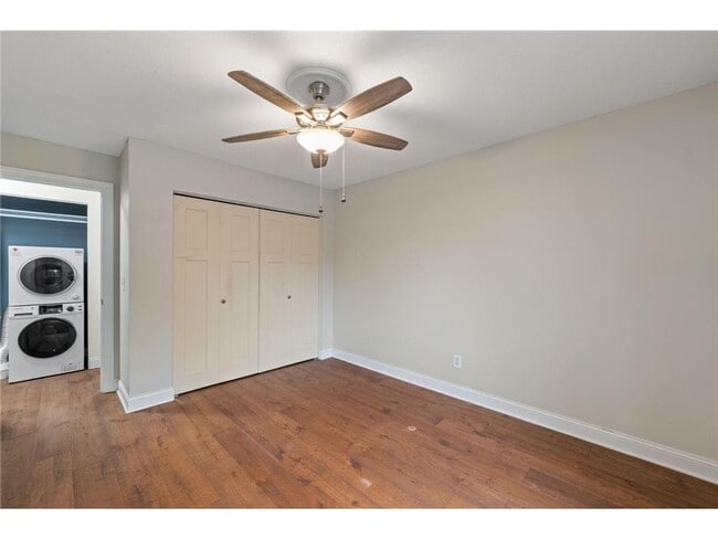 Building Photo - 3540 Hennepin Ave