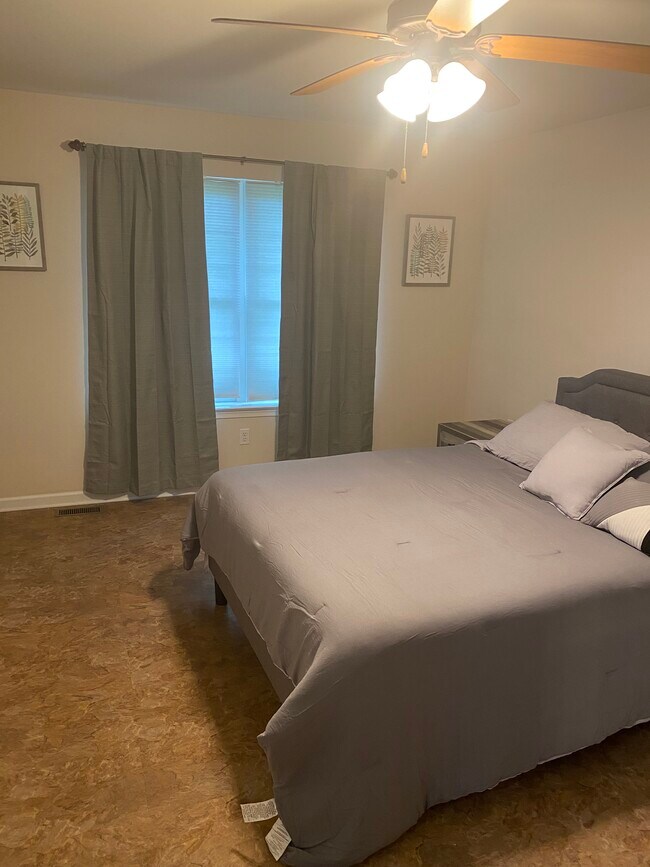 Building Photo - 115 Muhlenberg Ave