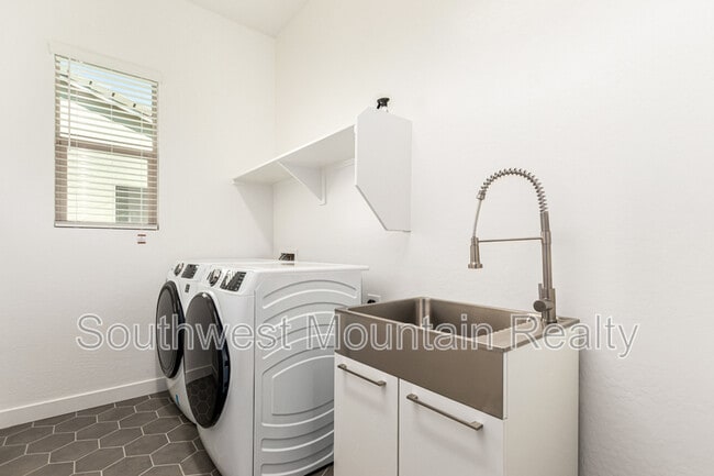 Building Photo - 2278 Foremaster Rd