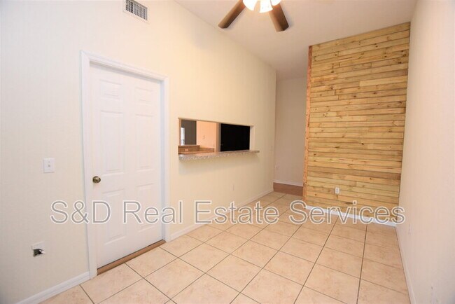 Building Photo - 238 Madalyn Ct