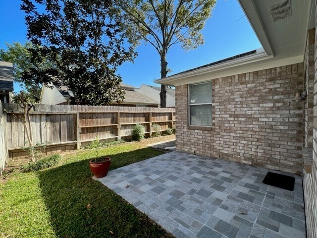 Building Photo - 2910 Blue Dawn Dr