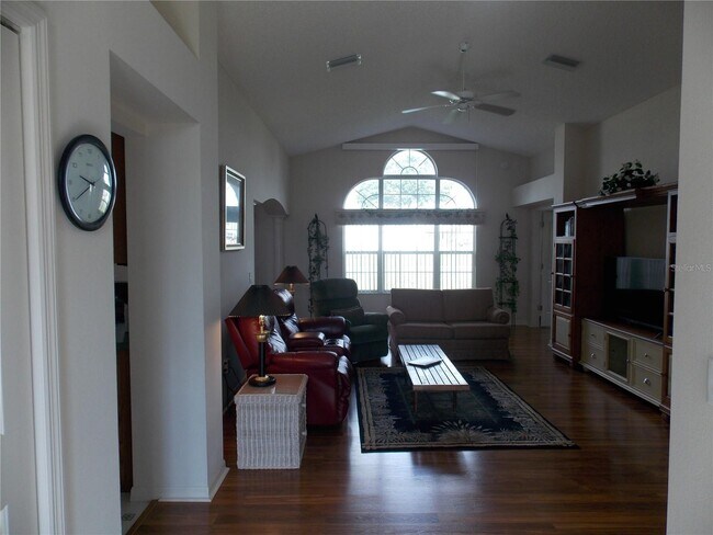 Building Photo - 1256 Camero Dr