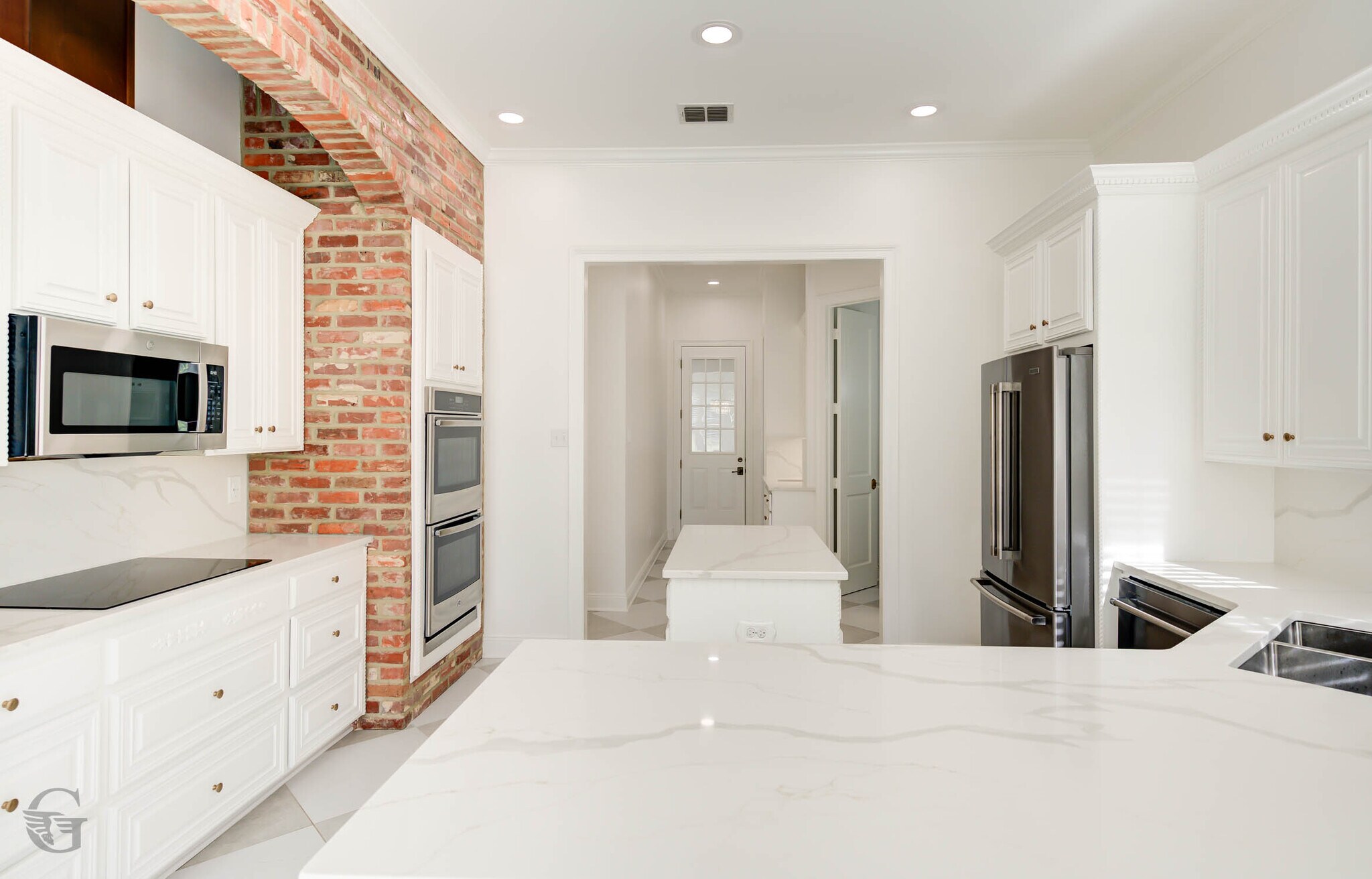 Building Photo - 316 Autumn Ridge Dr