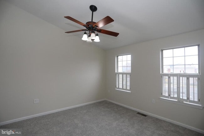 Building Photo - 1228 Needham Ct