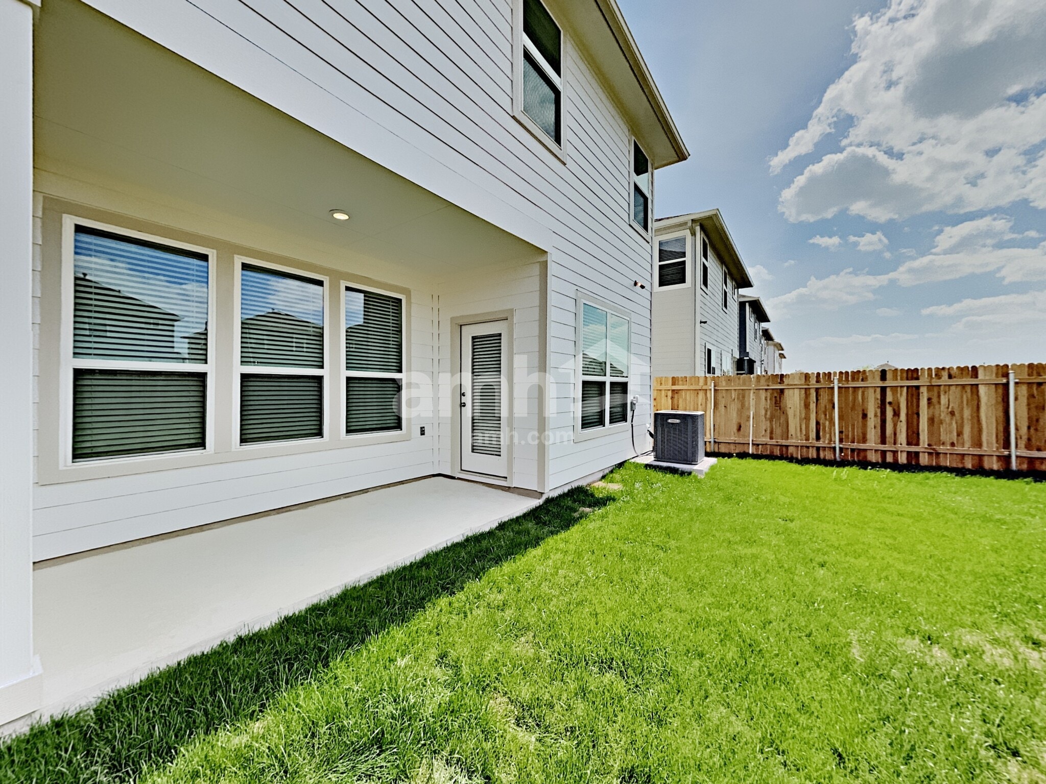 Building Photo - 2729 Meadowood Heights