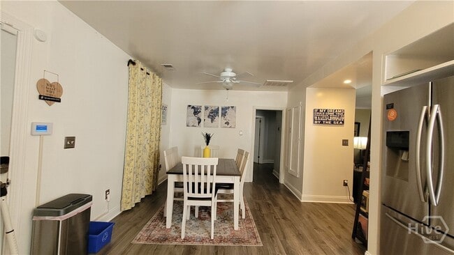 Building Photo - 1704 E 31st St