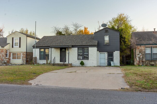 Building Photo - 4 Bedroom Rent to Own Home Available!