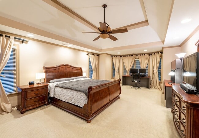 Building Photo - 4785 Waterhaven Bend
