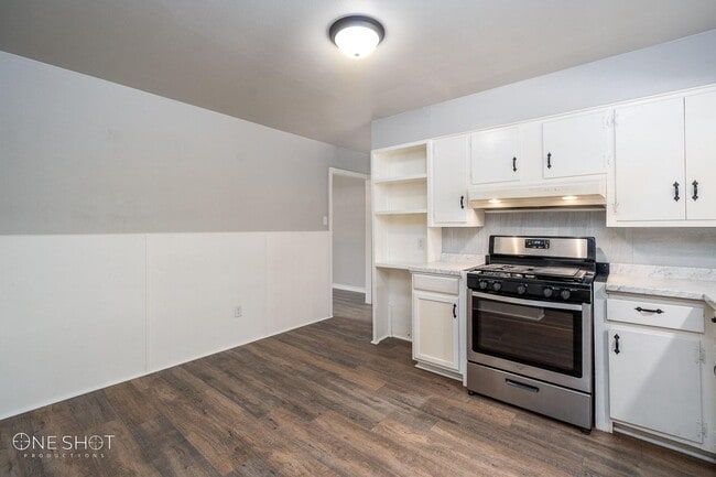 Building Photo - 3749 N 10th St