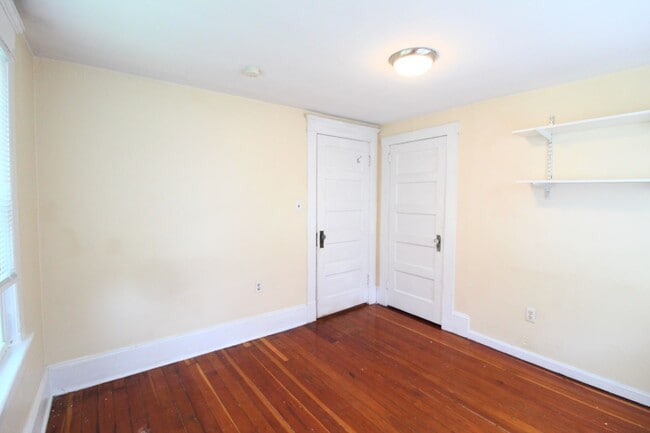 Building Photo - 609 Collicello St