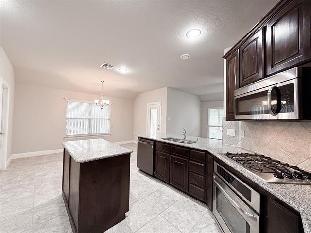 Building Photo - 126 Wilmington Dr