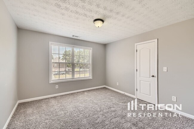 Building Photo - 142 Nobility Ln