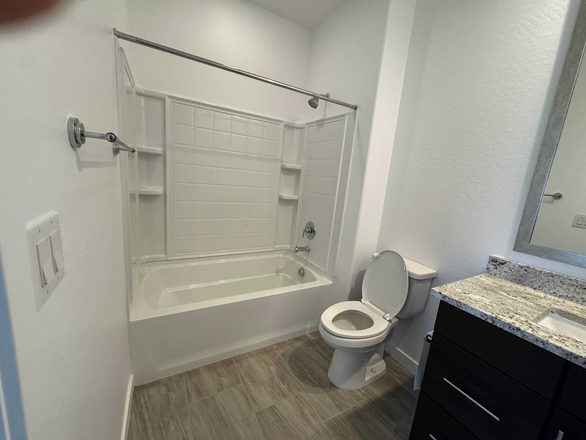 Building Photo - 4100 S Pinelake Way