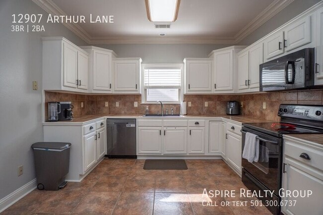 Building Photo - 12907 Arthur Ln