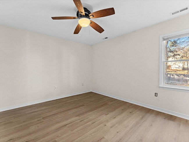 Building Photo - 11330 Bailey Woods Dr