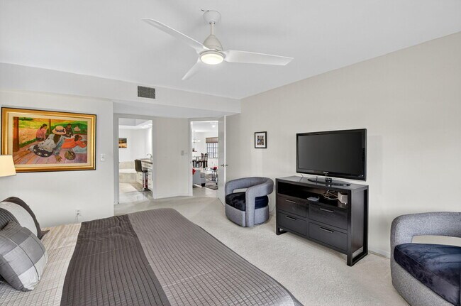 Building Photo - 15718 Loch Maree Ln