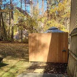 Building Photo - Building 8