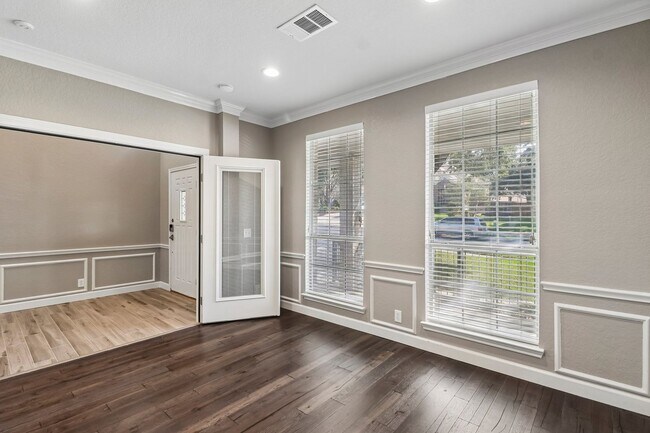 Building Photo - 3904 Arroyo Seco