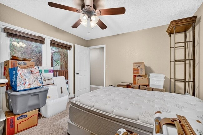 Building Photo - 3203 Tealwood Pl