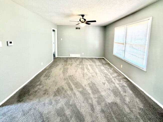 Building Photo - Renovated 3 BR home in the Frayser area, Now Available!