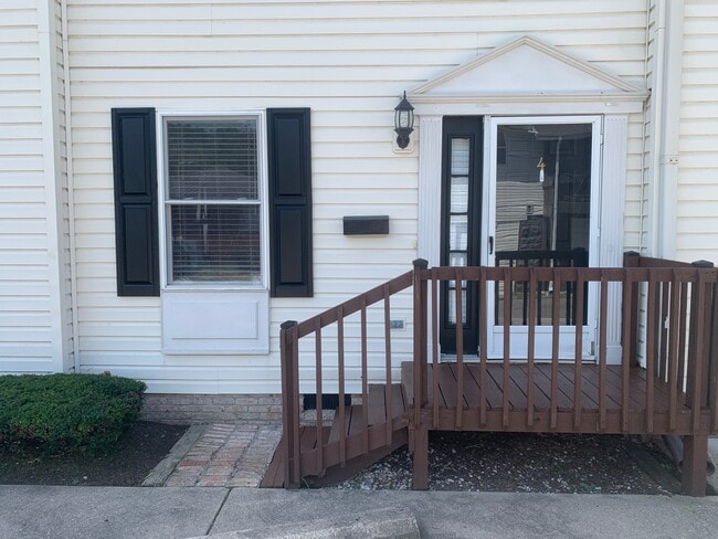 Primary Photo - 1407 Glenwood St