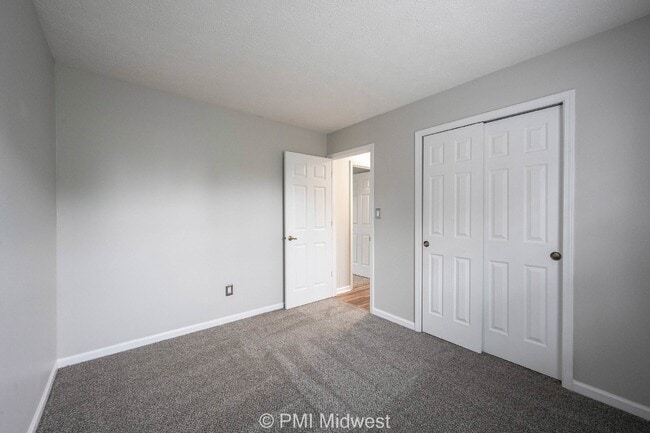 Building Photo - 860 Sable Ridge Dr