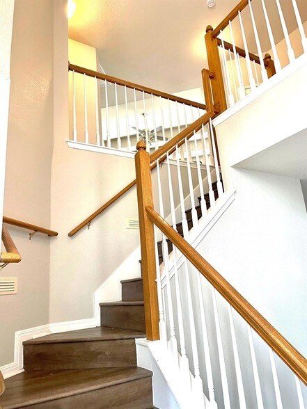 Building Photo - 8504 Ephraim Road