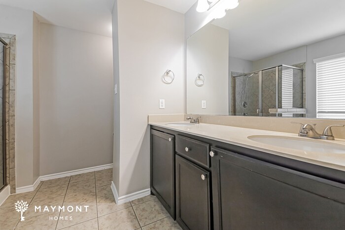 Building Photo - 1510 Kensington Pl