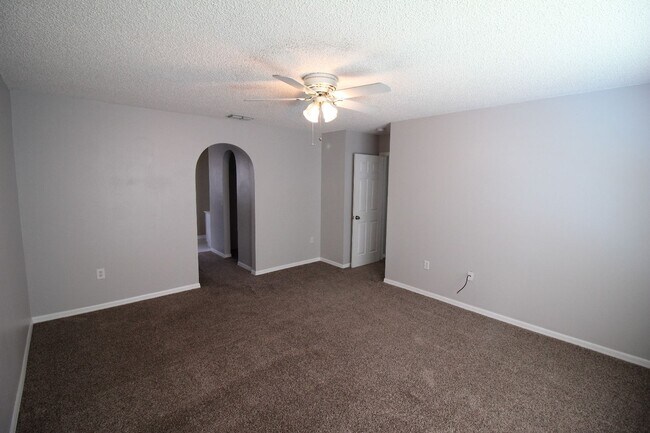 Building Photo - 3617 Stonefield Dr