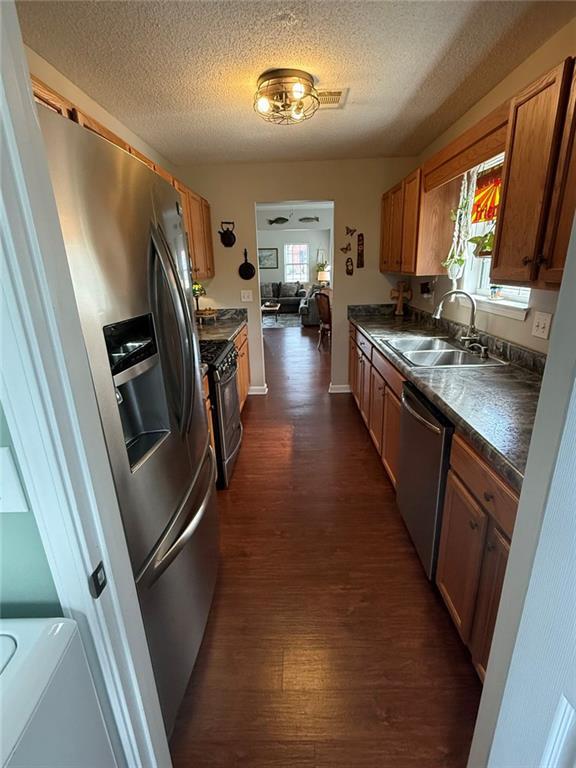 Building Photo - 20 Pointe Way