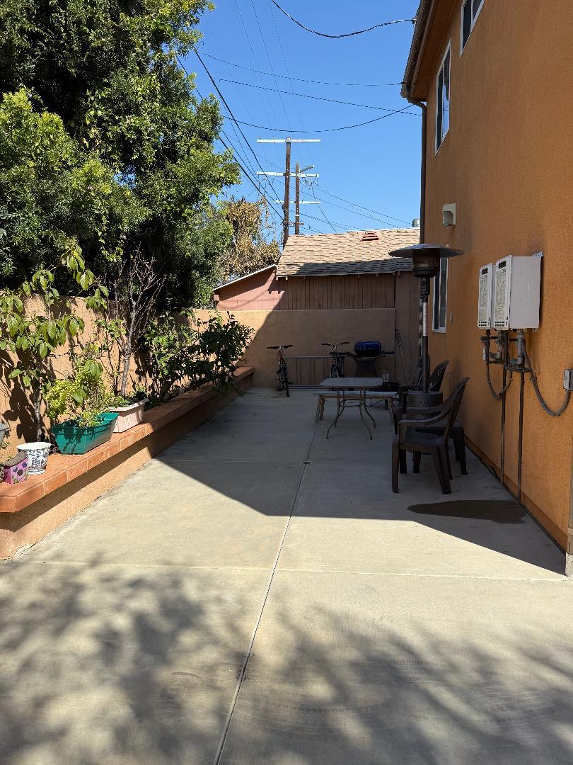 Back Patio - 2003 S Curson Ave