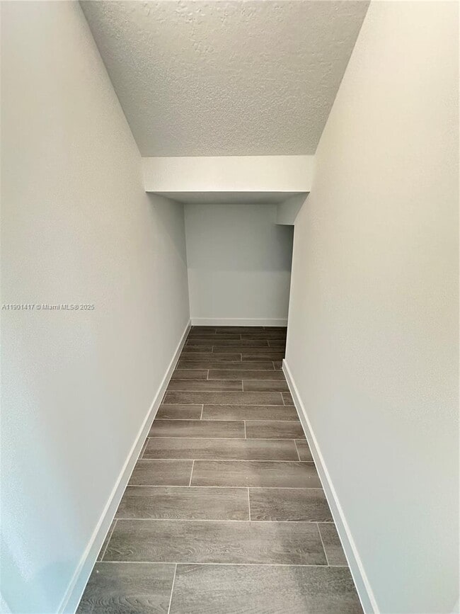 Building Photo - 7262 Lenora Ln