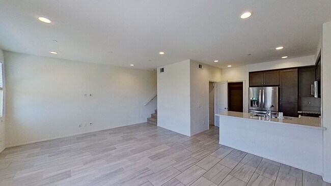 Building Photo - Large 2 Bedroom Townhome at The Village, L...