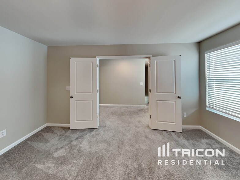 Building Photo - 127 Brentwood Dr